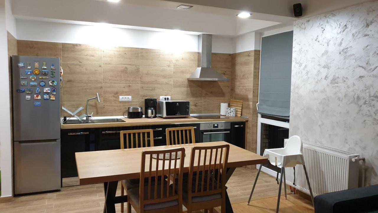 Criss Apartament Sinaia Extérieur photo