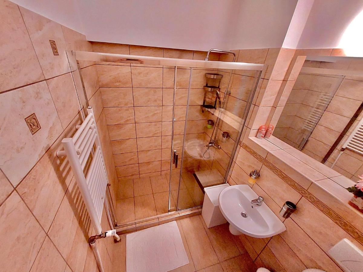 Criss Apartament Sinaia Extérieur photo