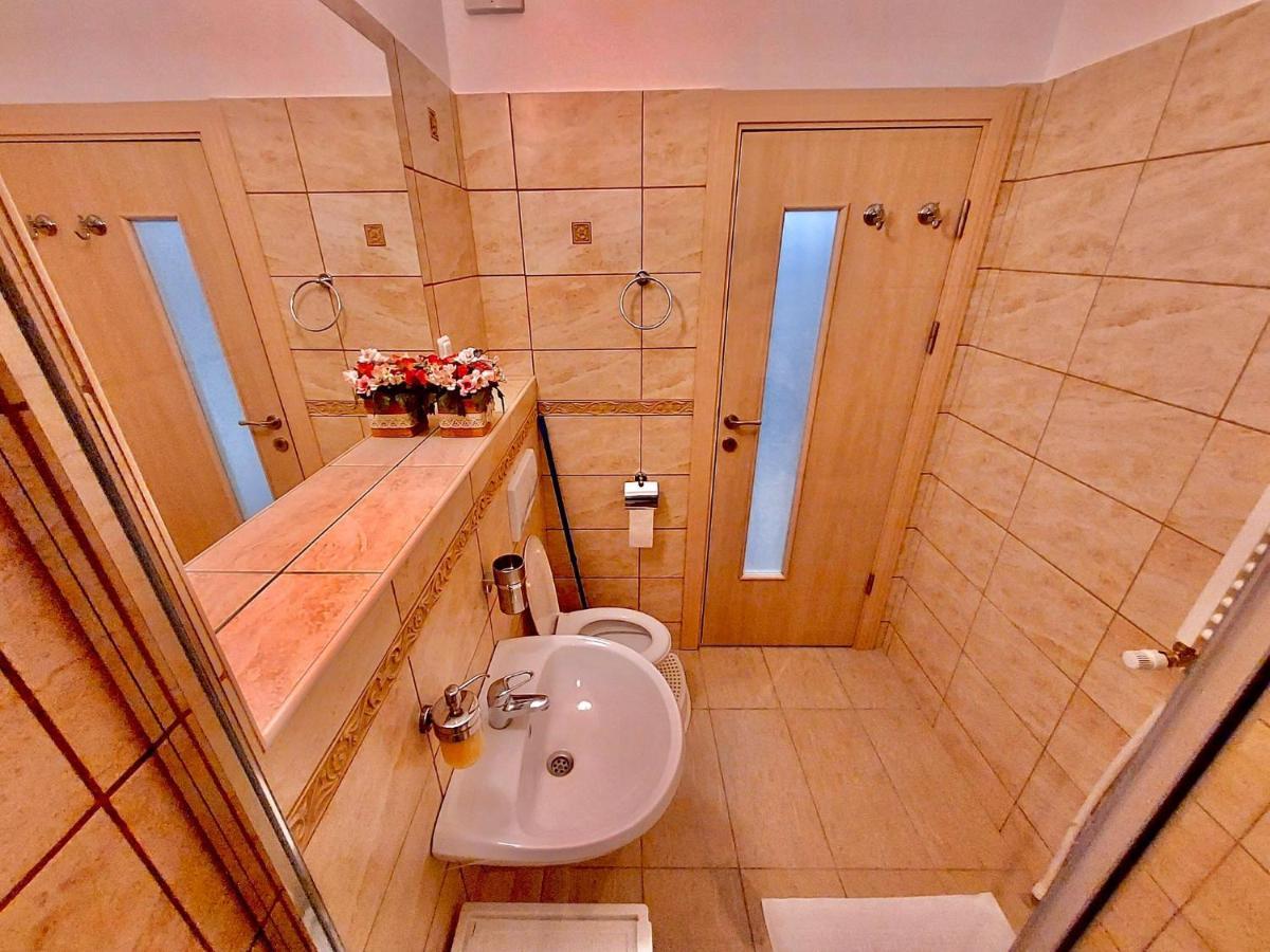Criss Apartament Sinaia Extérieur photo
